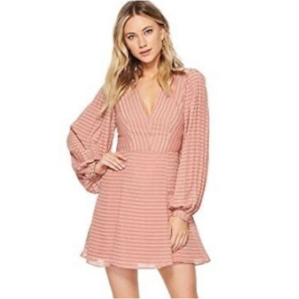 NWT Keepsake Waterfall dress in Sz M
